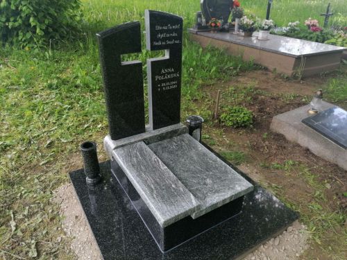 Urnohroby - 06.jpg